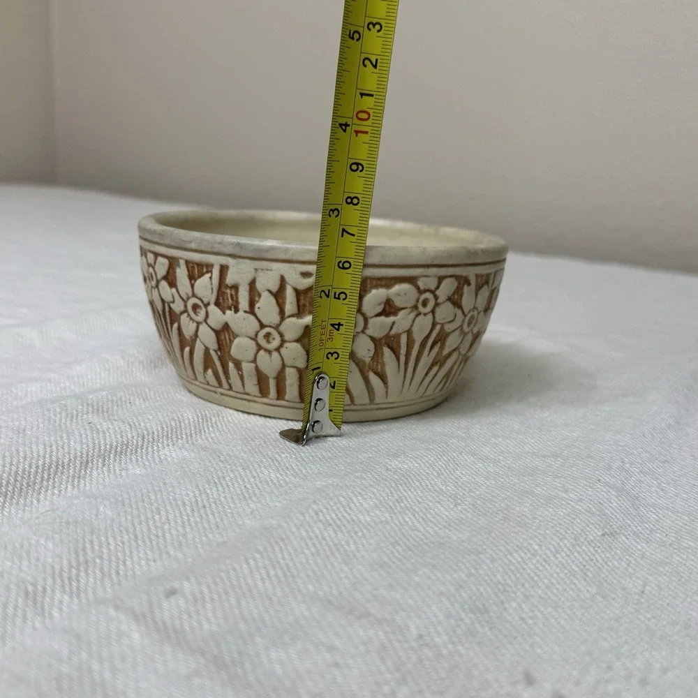 Weller Knifewood Ivory Antique Art Pottery Ceramic Daisy 5.5
